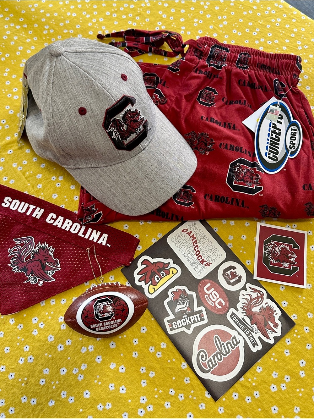 🏈 University of South Carolina Gamecocks Merch ‼️ Lounge pant,  Ball cap & more!